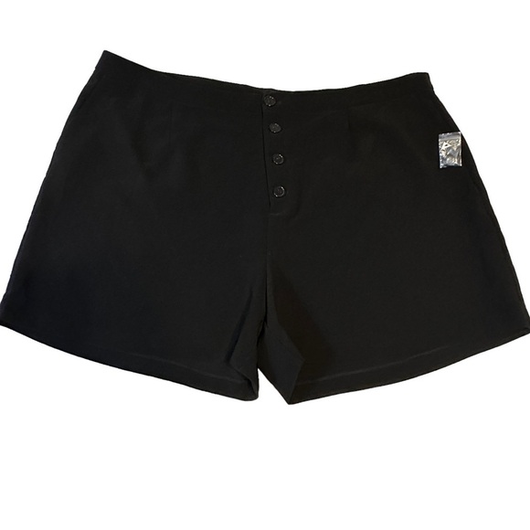 Eloquii Black Dress Shorts Four Button Closure Pockets Polyester Spandex Size 28 - Picture 1 of 12